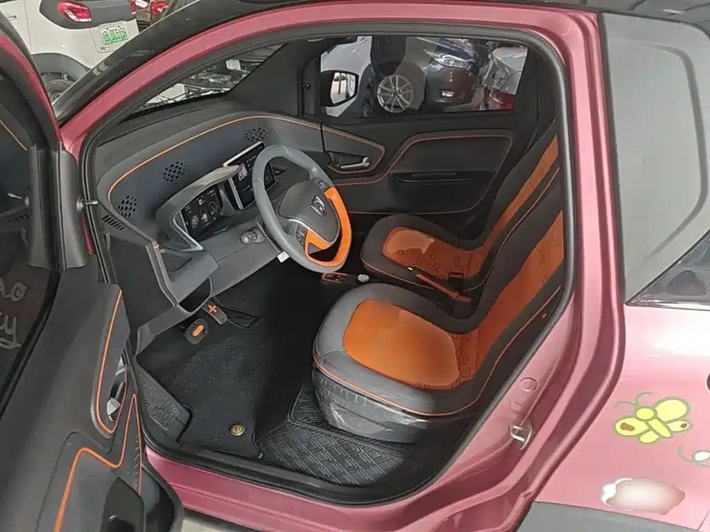 Baojun E100 2019 Model 250KM Smart Edition — миниатюра 15
