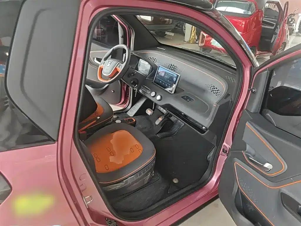 Baojun E100 2019 Model 250KM Smart Edition — миниатюра 25