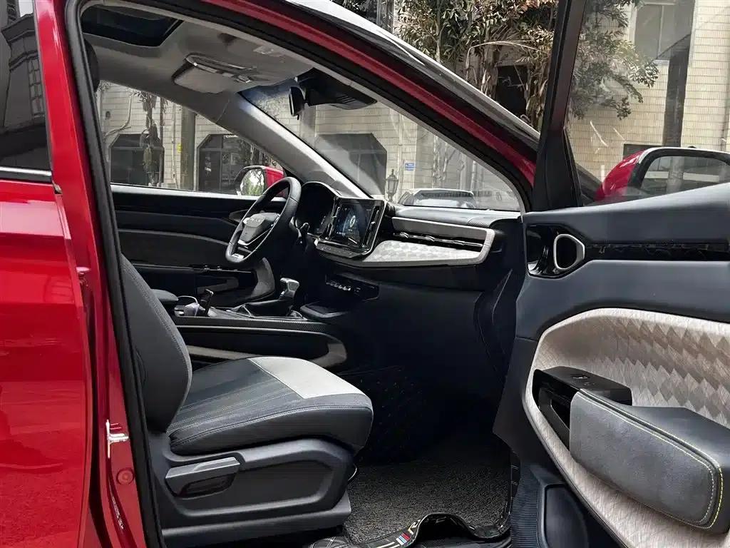 Baojun RM-5 2019 1.5T CVT 24-Hour Online Premium 6-Seater — миниатюра 19