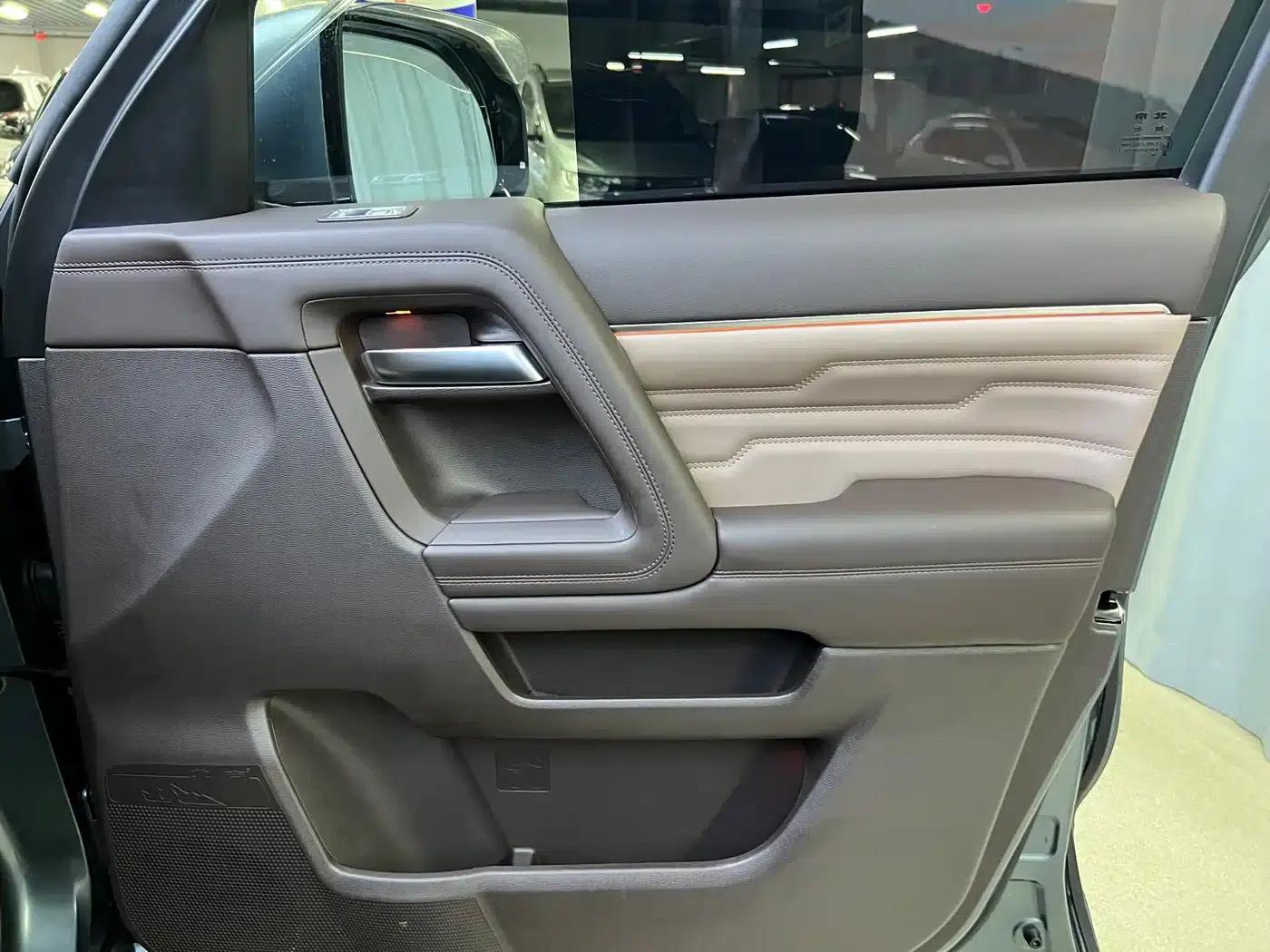 Beijing BJ60 2022 2.0T Eleventh Edition, Five-Seater — миниатюра 11