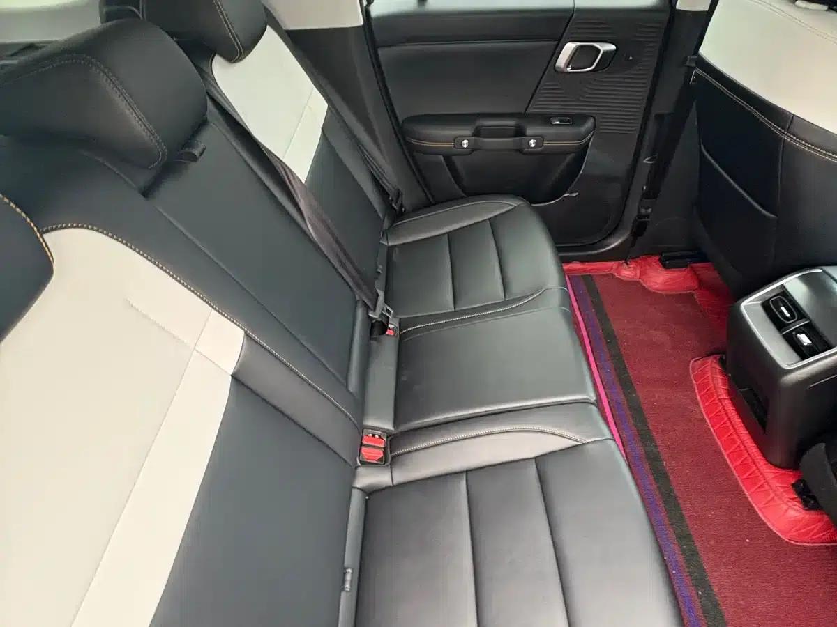 Beijing BJ30 2026 Traveler 1.5T DCT 2WD Standard Edition — миниатюра 11