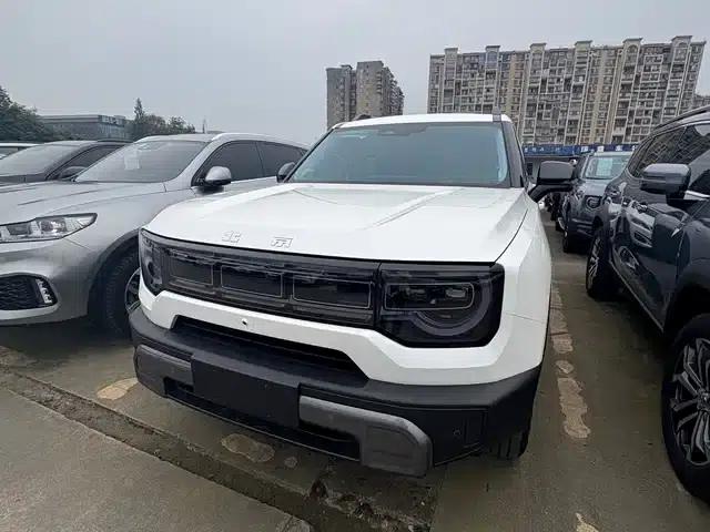 Beijing BJ30 2026 Traveler 1.5T DCT 2WD Standard Edition