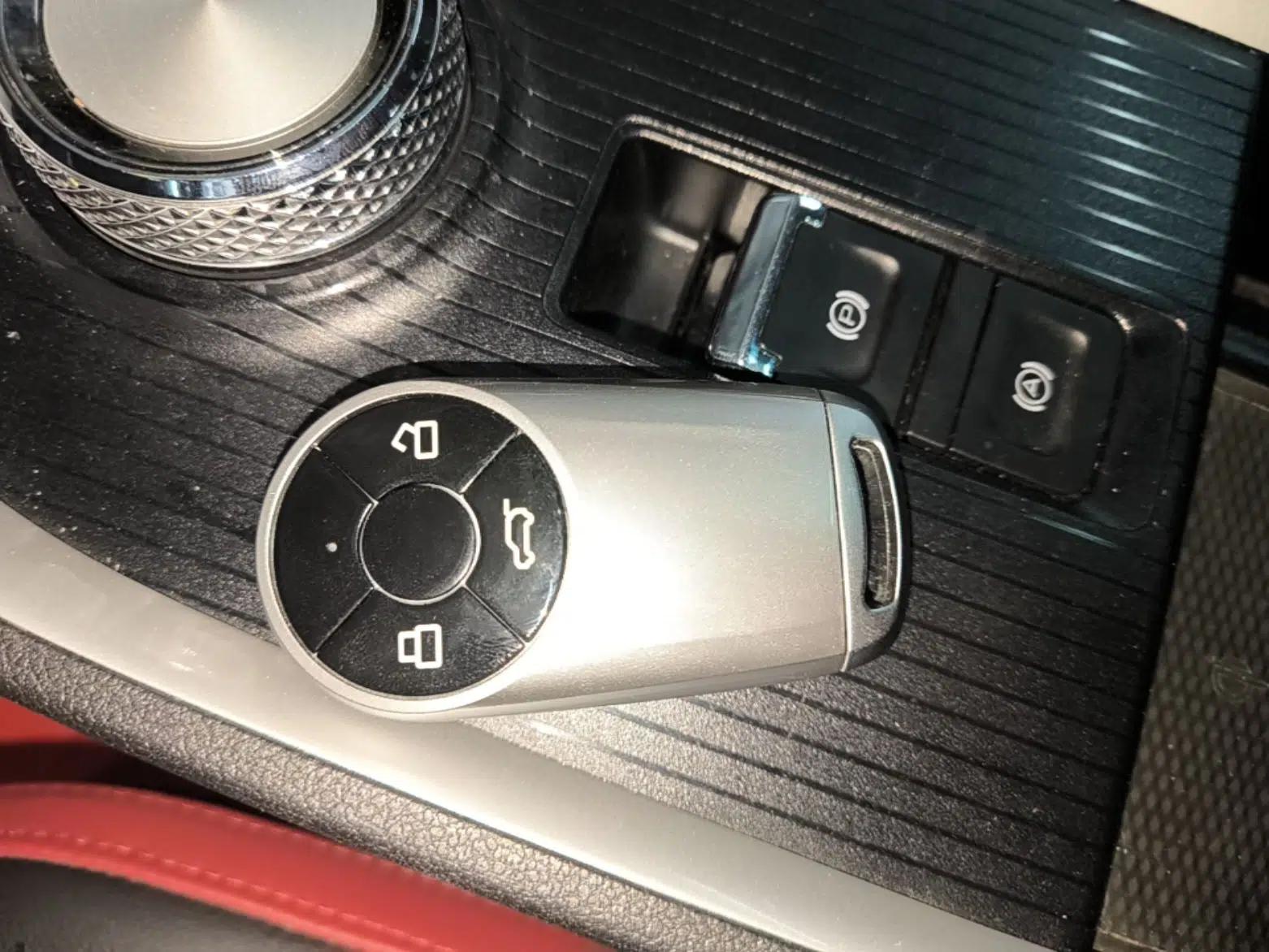 ORA Good Cat GT 2022 Mulan Edition 401 km Standard Range — миниатюра 12