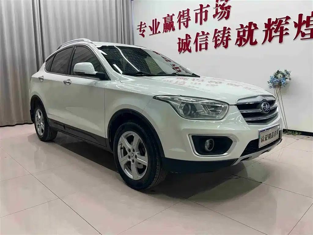 Besturn X80 2013 2.0L Manual Deluxe Edition — миниатюра 3