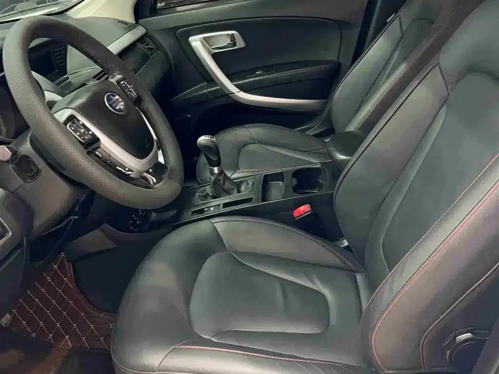 Besturn X80 2013 2.0L Manual Deluxe Edition — миниатюра 7
