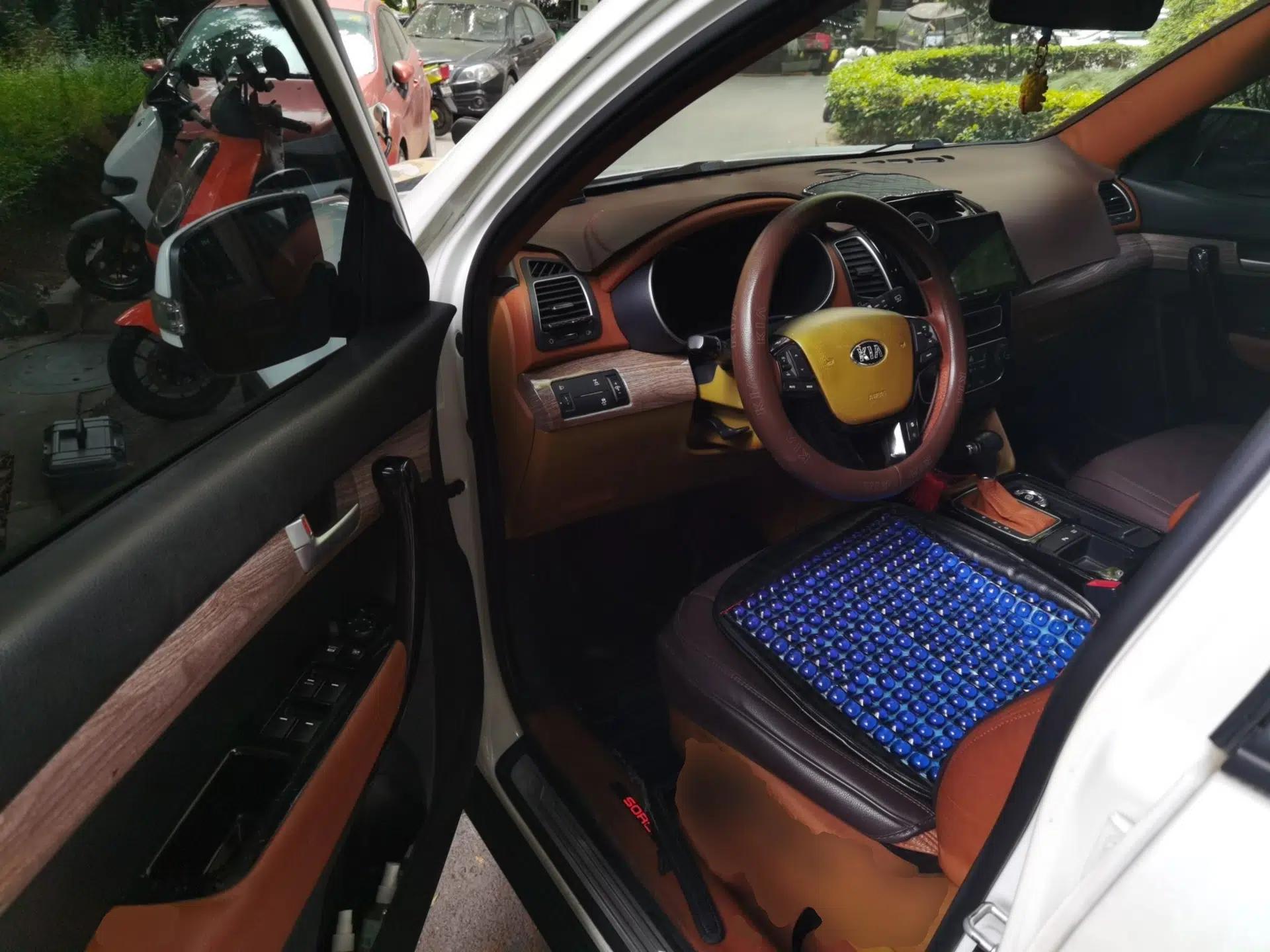 Kia Sorento 2013 2.4L 7-Seater Gasoline Comfort Version China IV Standard — миниатюра 17