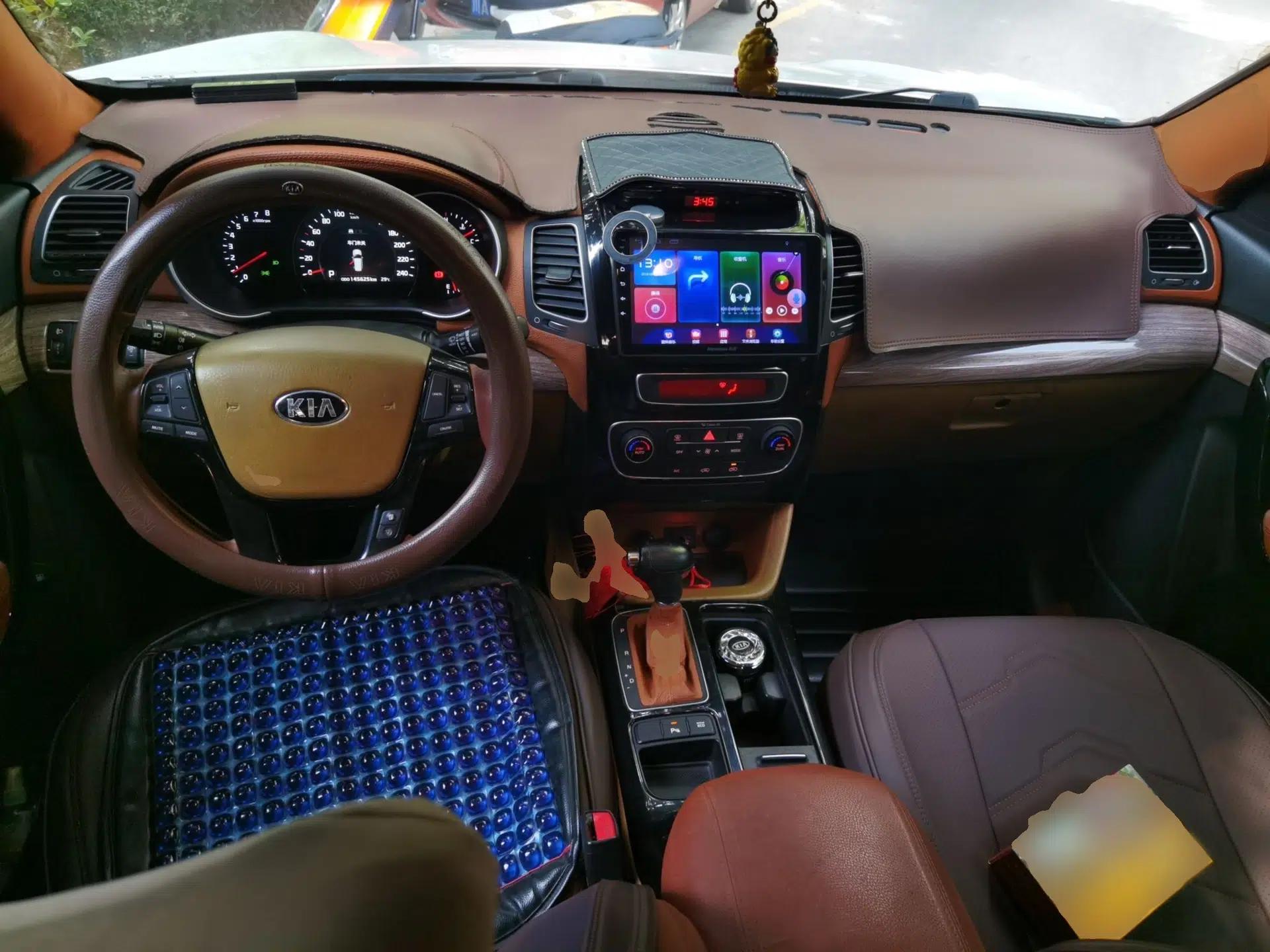 Kia Sorento 2013 2.4L 7-Seater Gasoline Comfort Version China IV Standard — миниатюра 10