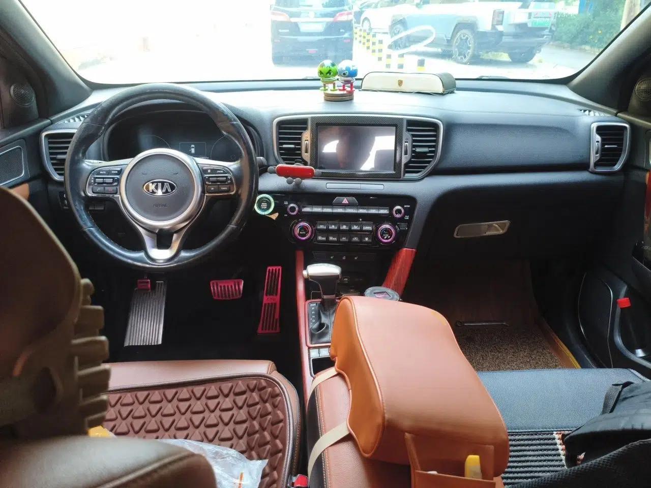 Kia KX5 2016 2.0L Automatic 2WD Premium — миниатюра 10