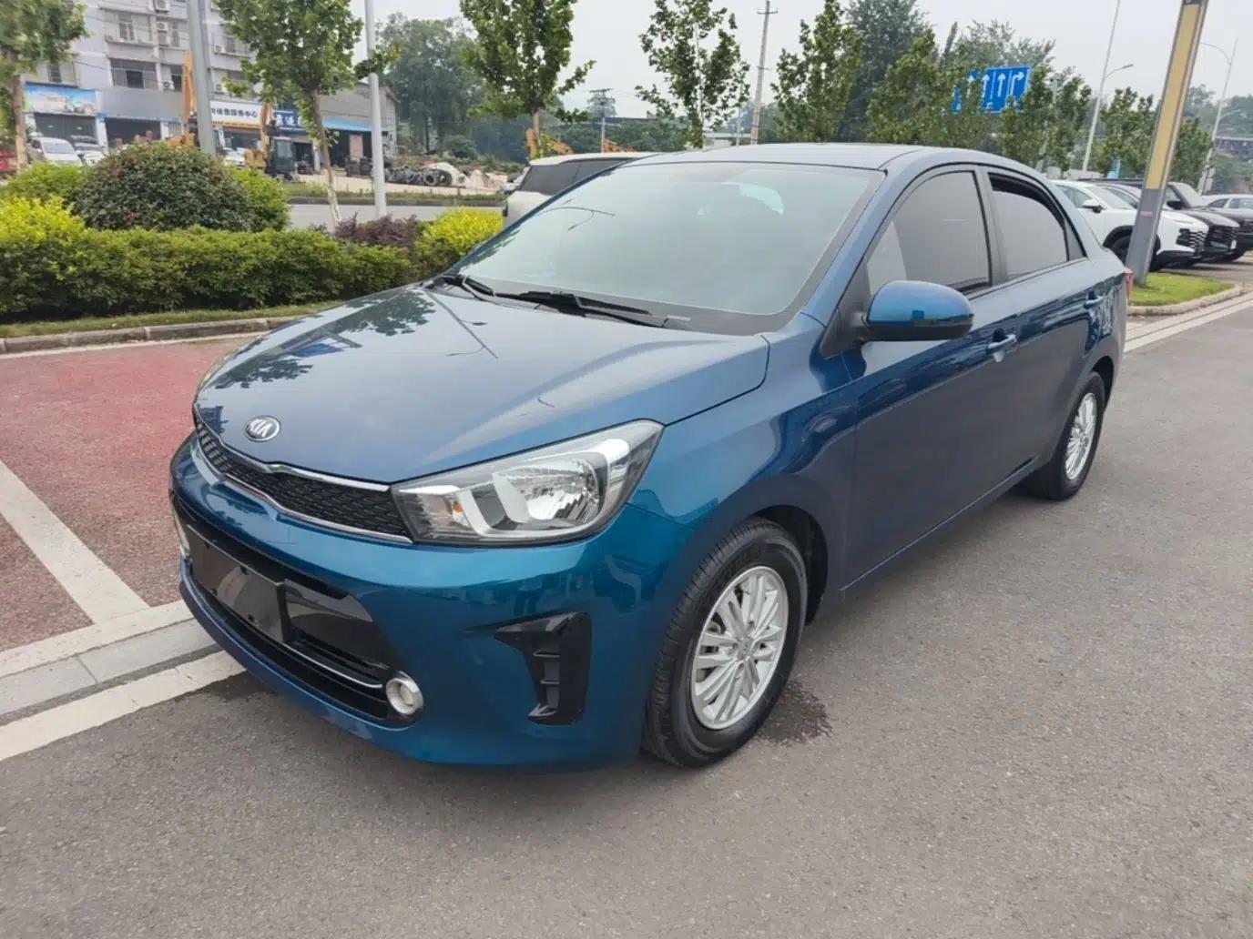 Kia Pegas 2017 1.4L Manual Value Edition — миниатюра 1