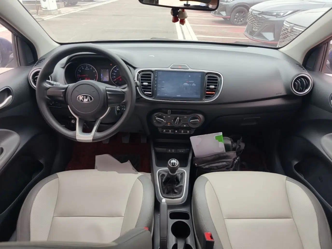 Kia Pegas 2017 1.4L Manual Value Edition — миниатюра 13