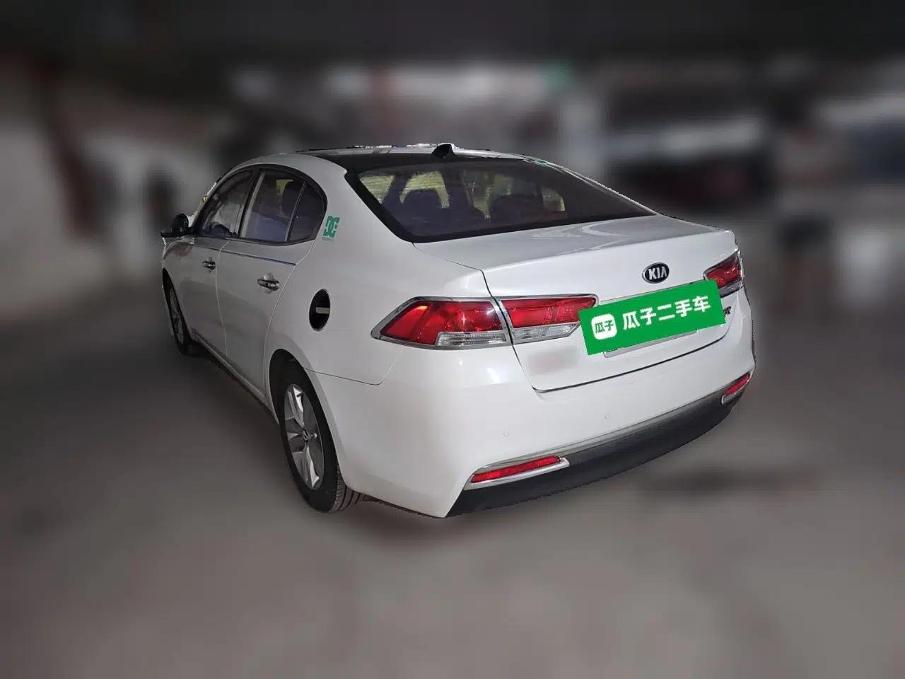 Kia K4 2014 1.8L Automatic GLS — миниатюра 4