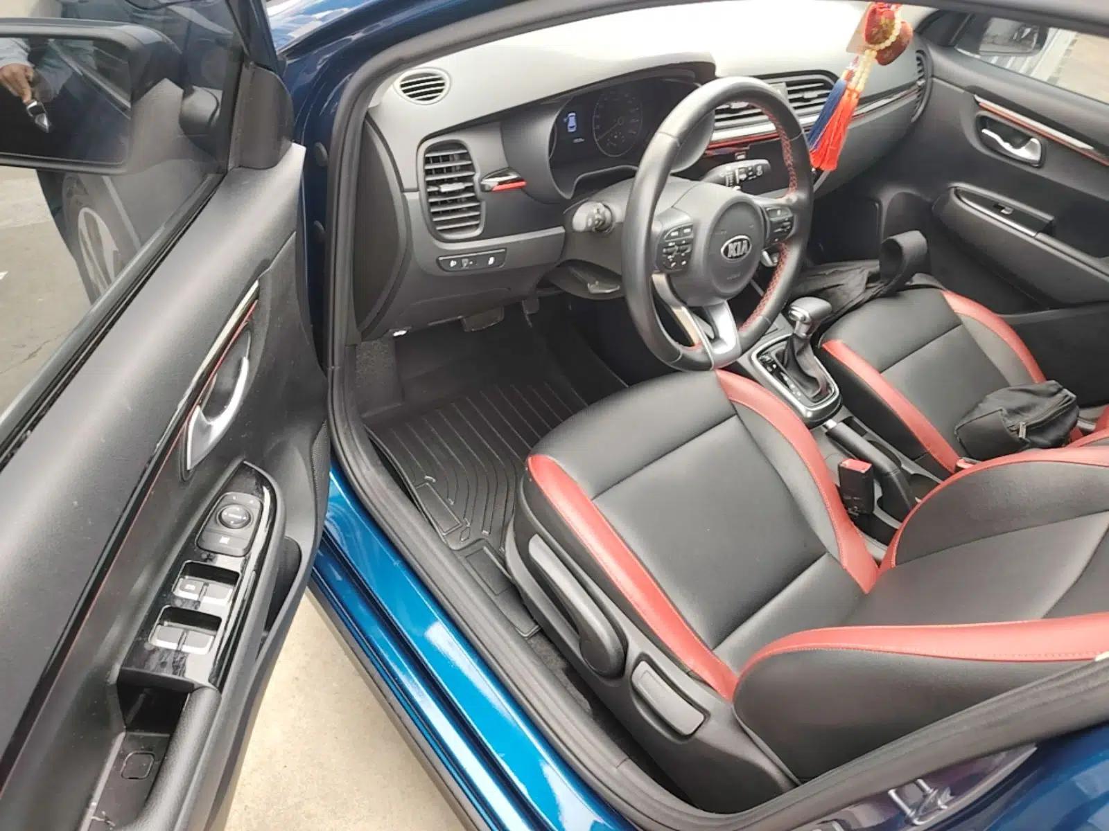 Kia KX Cross 2018 1.6L Automatic Dynamic Sunroof Version — миниатюра 19