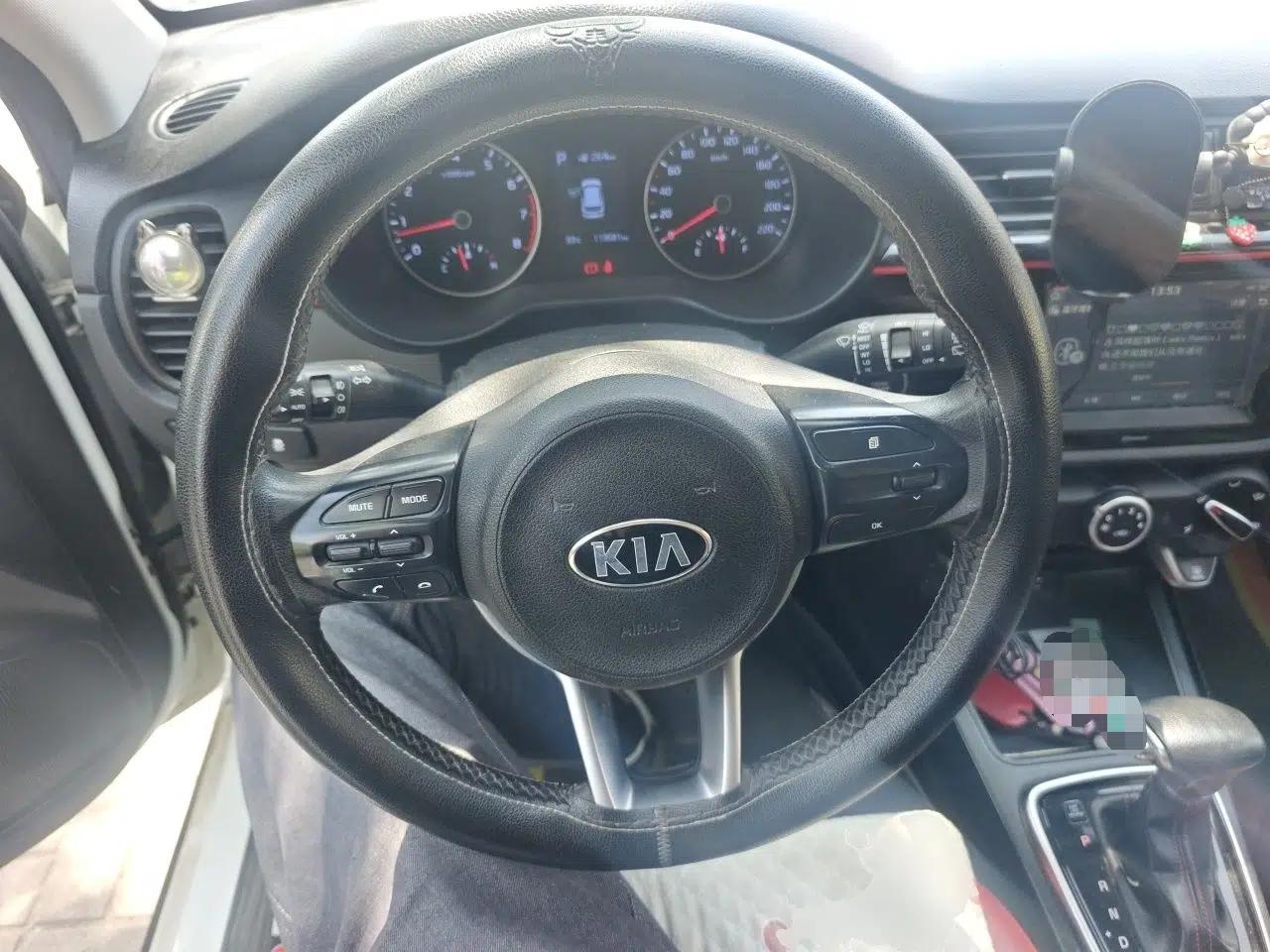 Kia KX Cross 2017 1.4L AT GLS — миниатюра 11