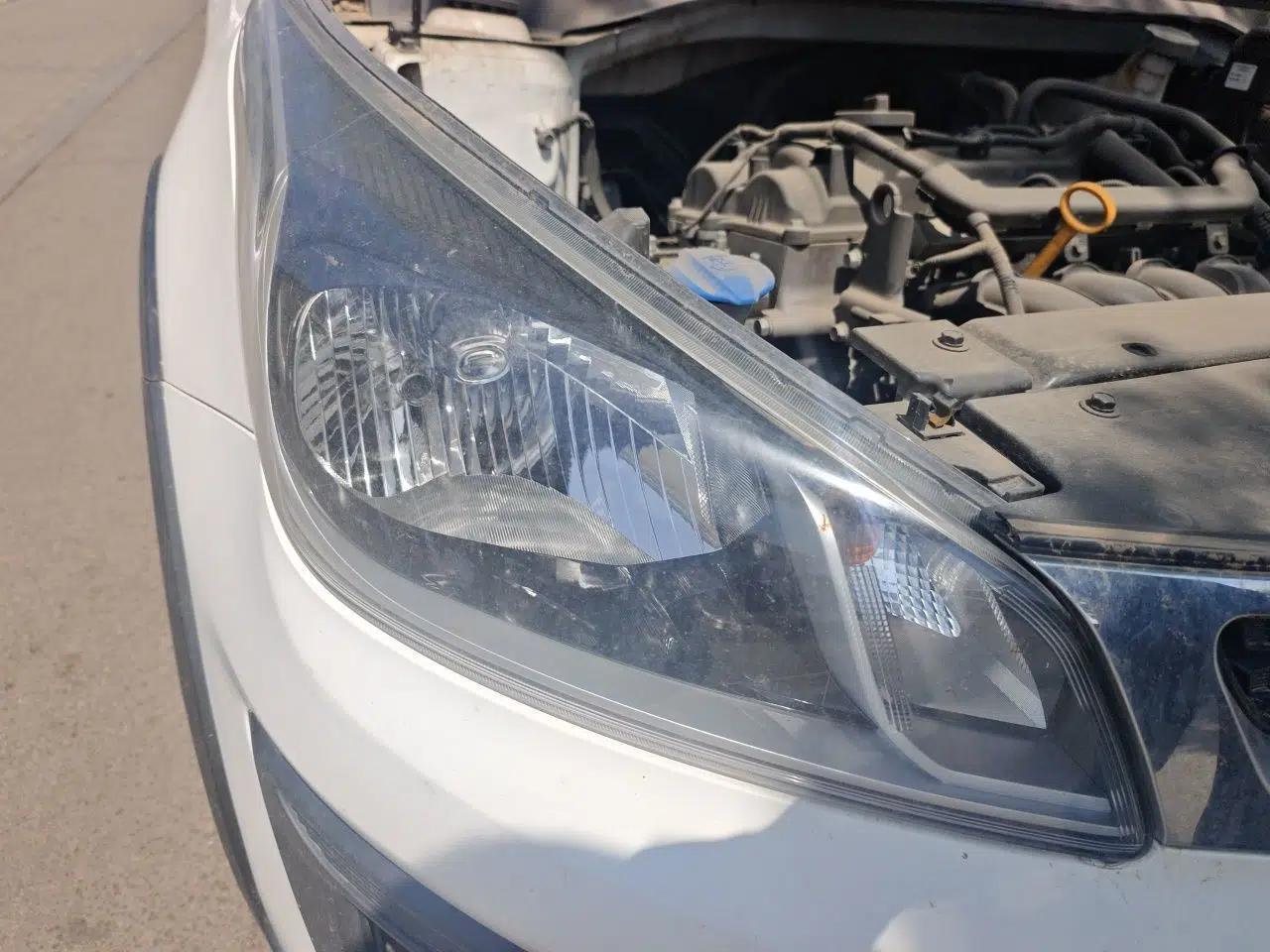 Kia KX Cross 2017 1.4L AT GLS — миниатюра 7