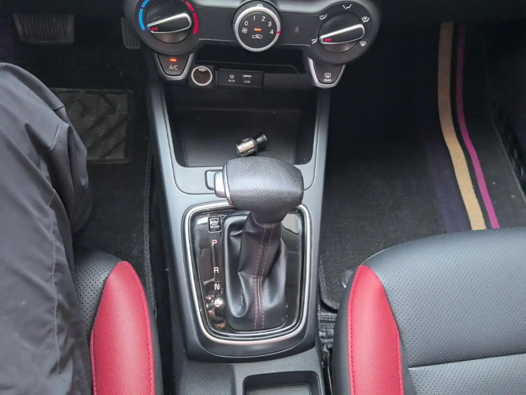 Kia KX Cross 2017 1.4L AT GLS — миниатюра 17