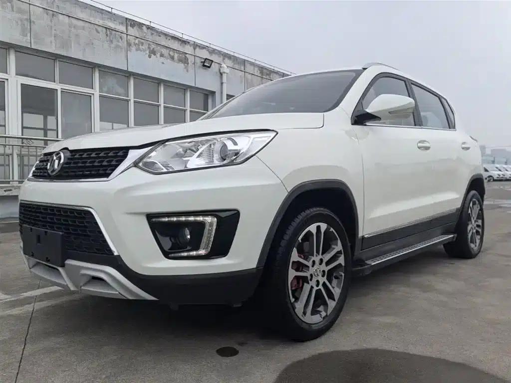 2016 Senova X35 1.5L Manual Deluxe Edition — миниатюра 1