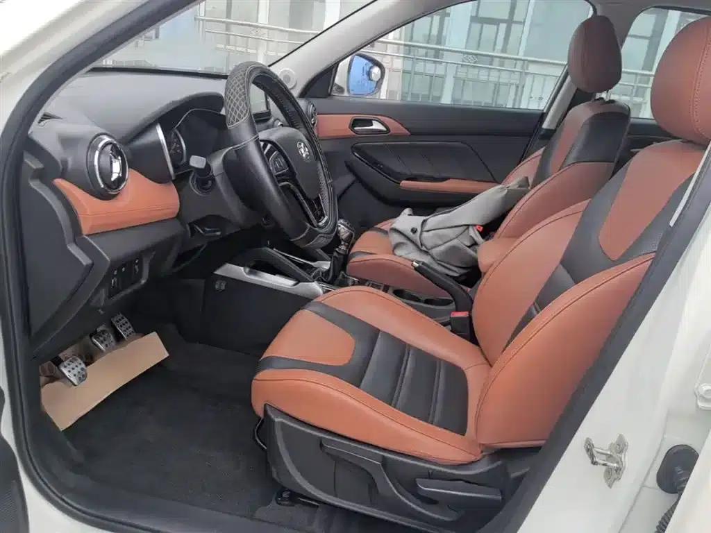 2016 Senova X35 1.5L Manual Deluxe Edition — миниатюра 15