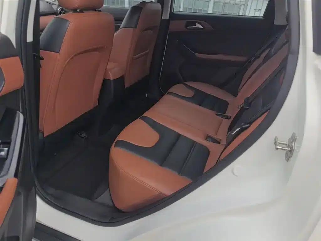2016 Senova X35 1.5L Manual Deluxe Edition — миниатюра 17