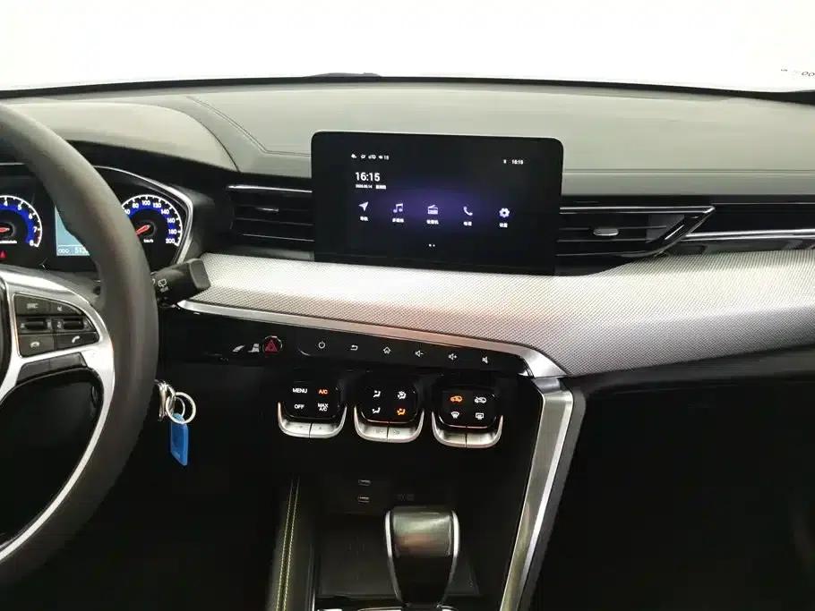 Beijing X3 2019 1.5T CVT Glory Edition — миниатюра 13