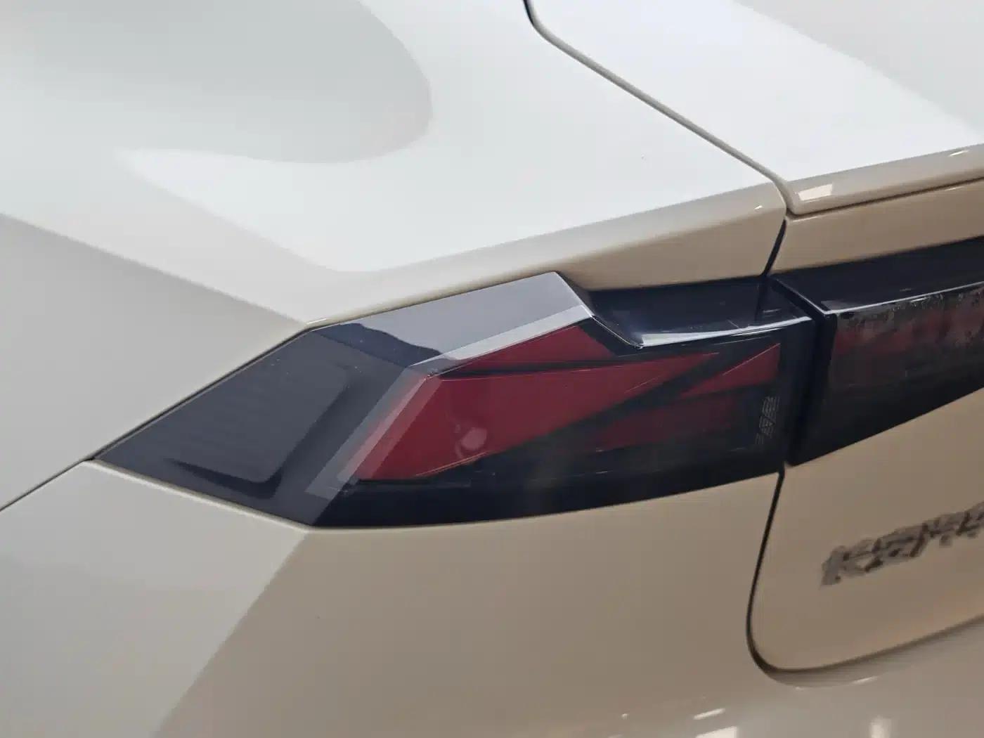 Changan UNI-V Smart Electric iDD 2023 Model, Smart Electric iDD 1.5T, 113km/h Smart Cool Edition — миниатюра 7