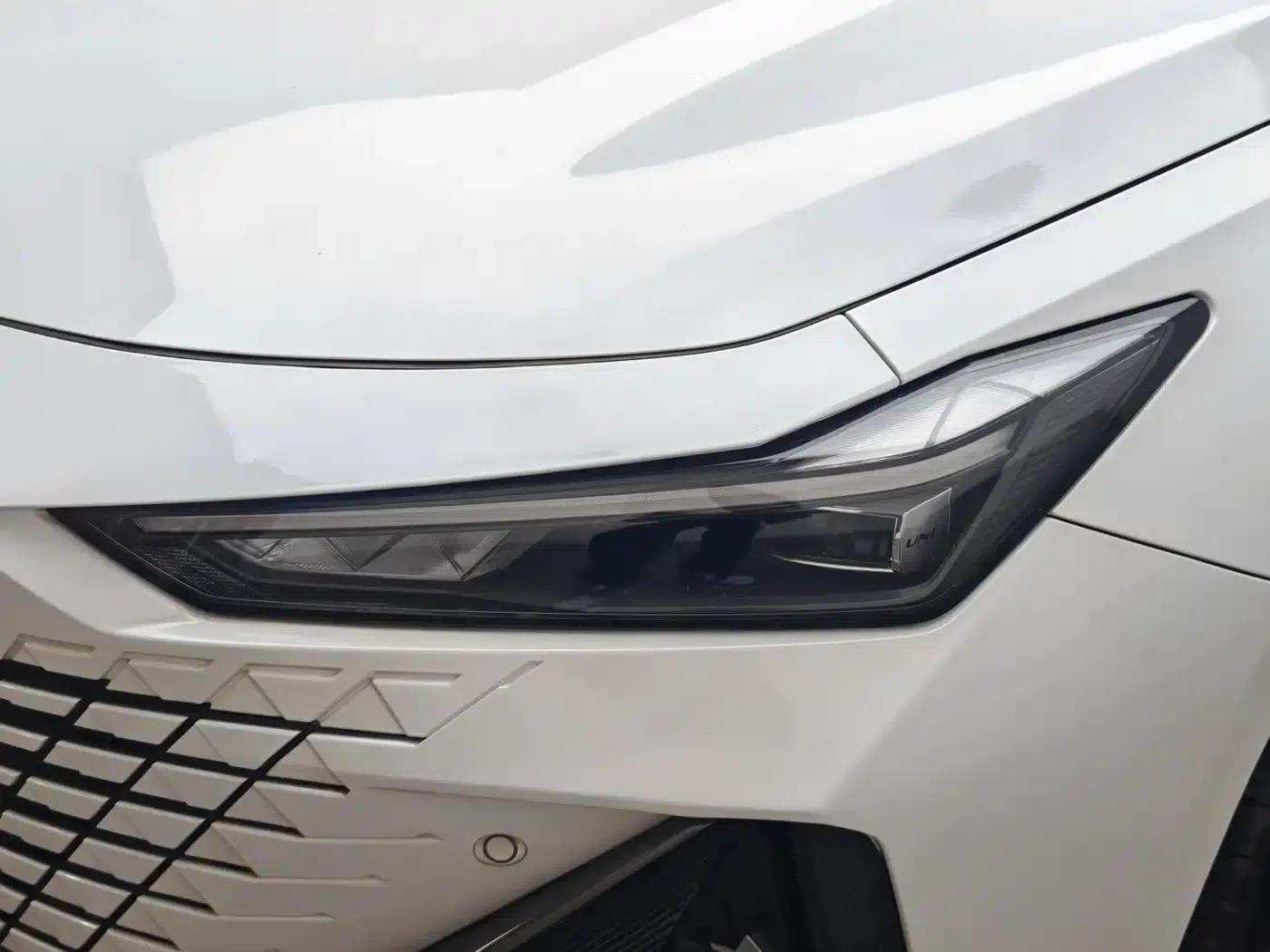 Changan UNI-V Smart Electric iDD 2023 Model, Smart Electric iDD 1.5T, 113km/h Smart Cool Edition — миниатюра 8