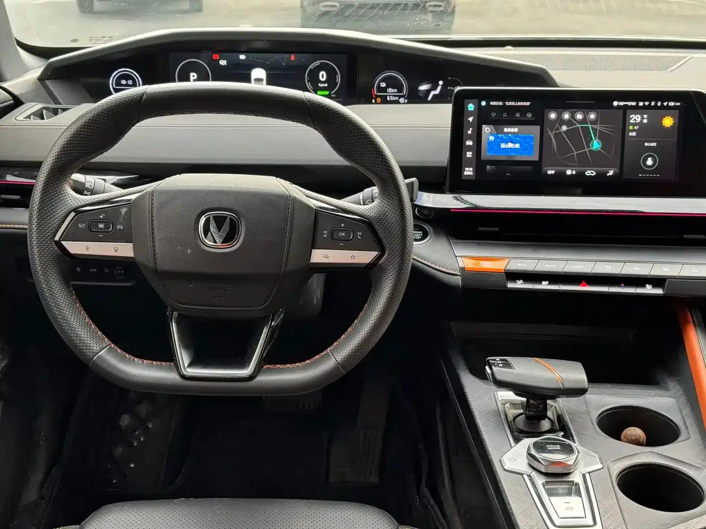 Changan UNI-V Smart Electric iDD 2023 Model, Smart Electric iDD 1.5T, 113km/h Smart Cool Edition — миниатюра 6