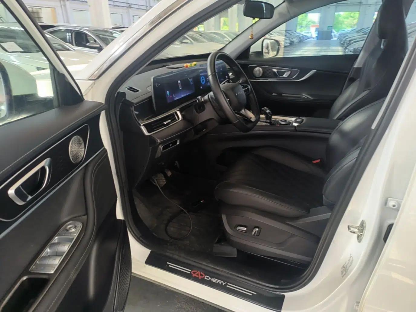 Chery Tiggo 7 PLUS 2023 Champion Edition 1.5 TCI CVT Extraordinary Version — миниатюра 19
