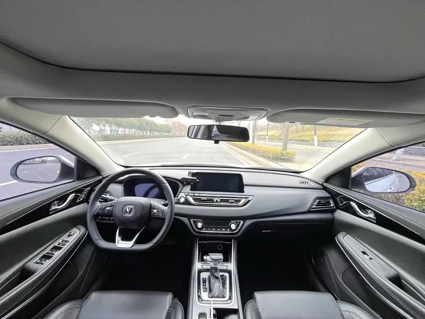 Ruicheng CC 2022 Blue Whale Edition 1.5T DCT Premium — миниатюра 6