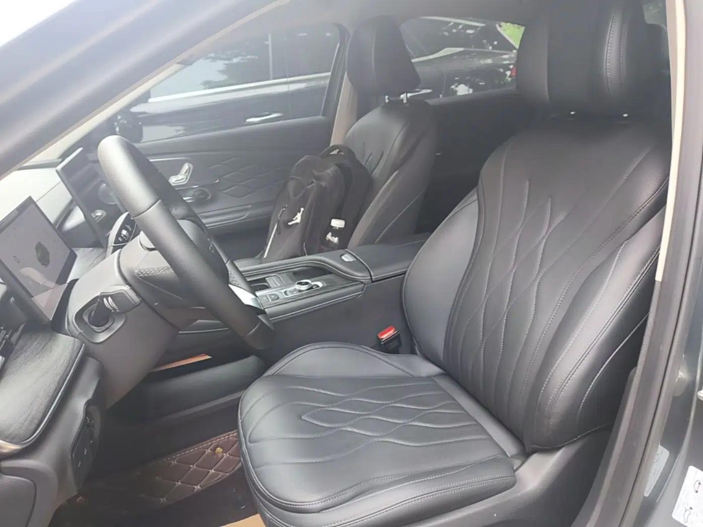 Chery Arrizo 8 PRO 2025 Pro 1.6T Luxury Model+ — миниатюра 18