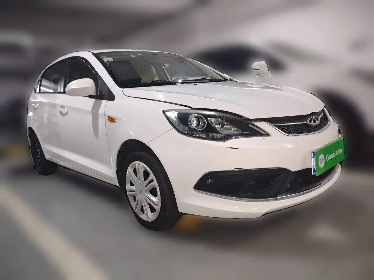 Chery Fengyun 2 2015 1.5L Manual New Edition — миниатюра 3