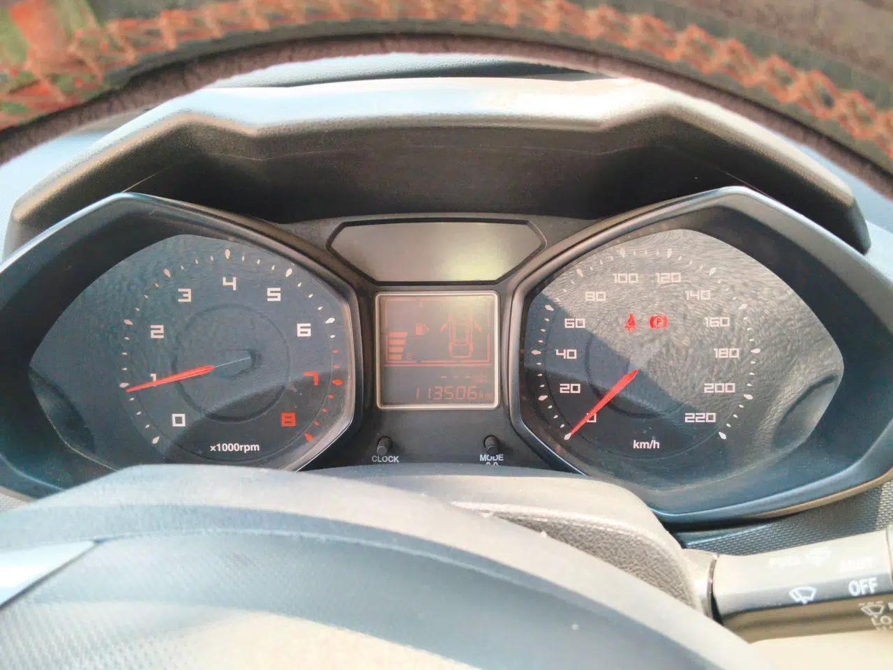 Chery Fengyun 2 2013 Hatchback 1.5L Manual Kuaiyi Edition — миниатюра 12