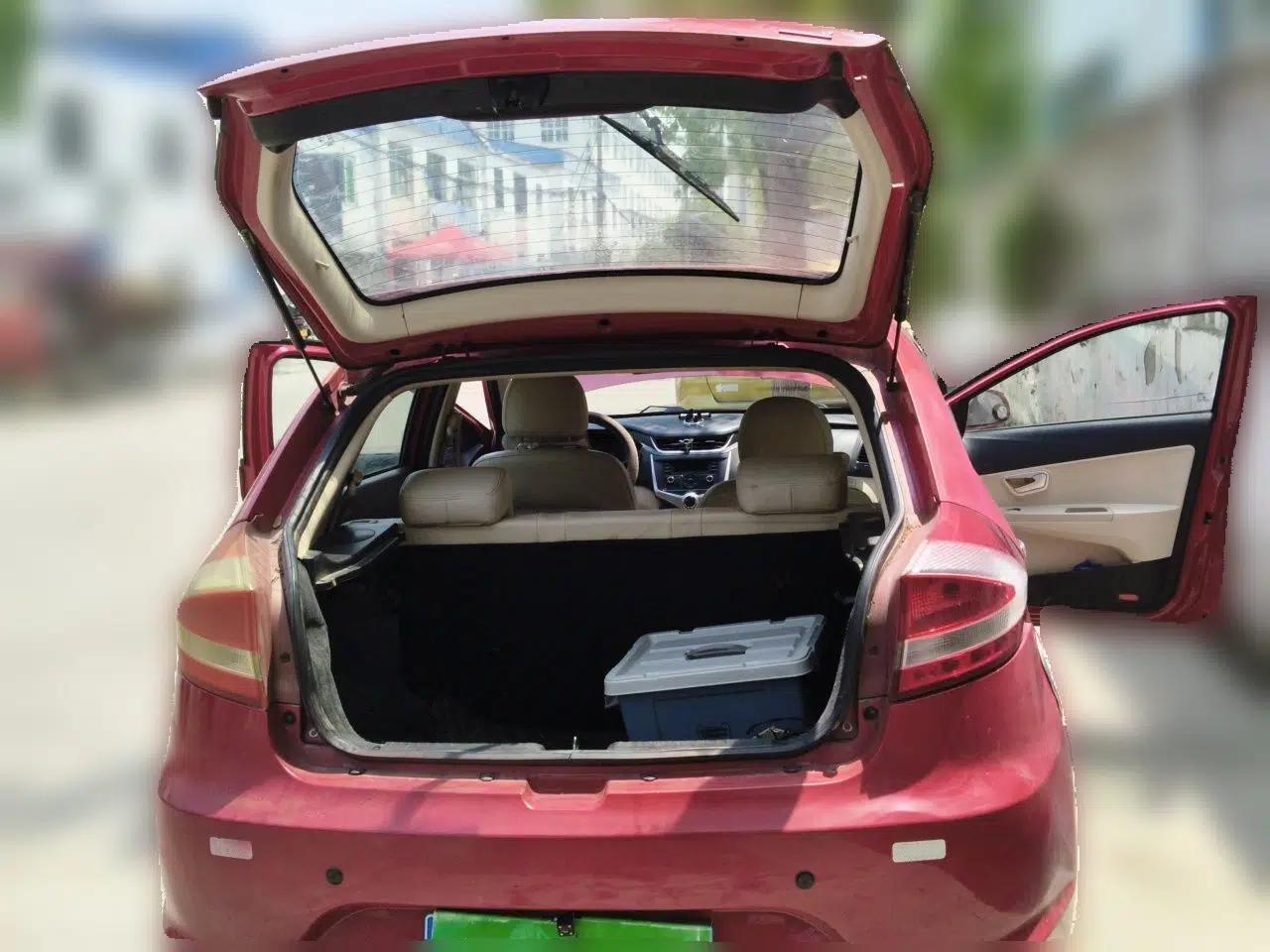 Chery Fengyun 2 2013 Hatchback 1.5L Manual Kuaiyi Edition — миниатюра 20