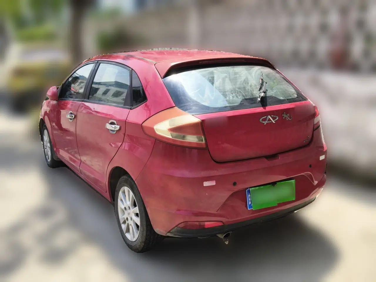 Chery Fengyun 2 2013 Hatchback 1.5L Manual Kuaiyi Edition — миниатюра 4