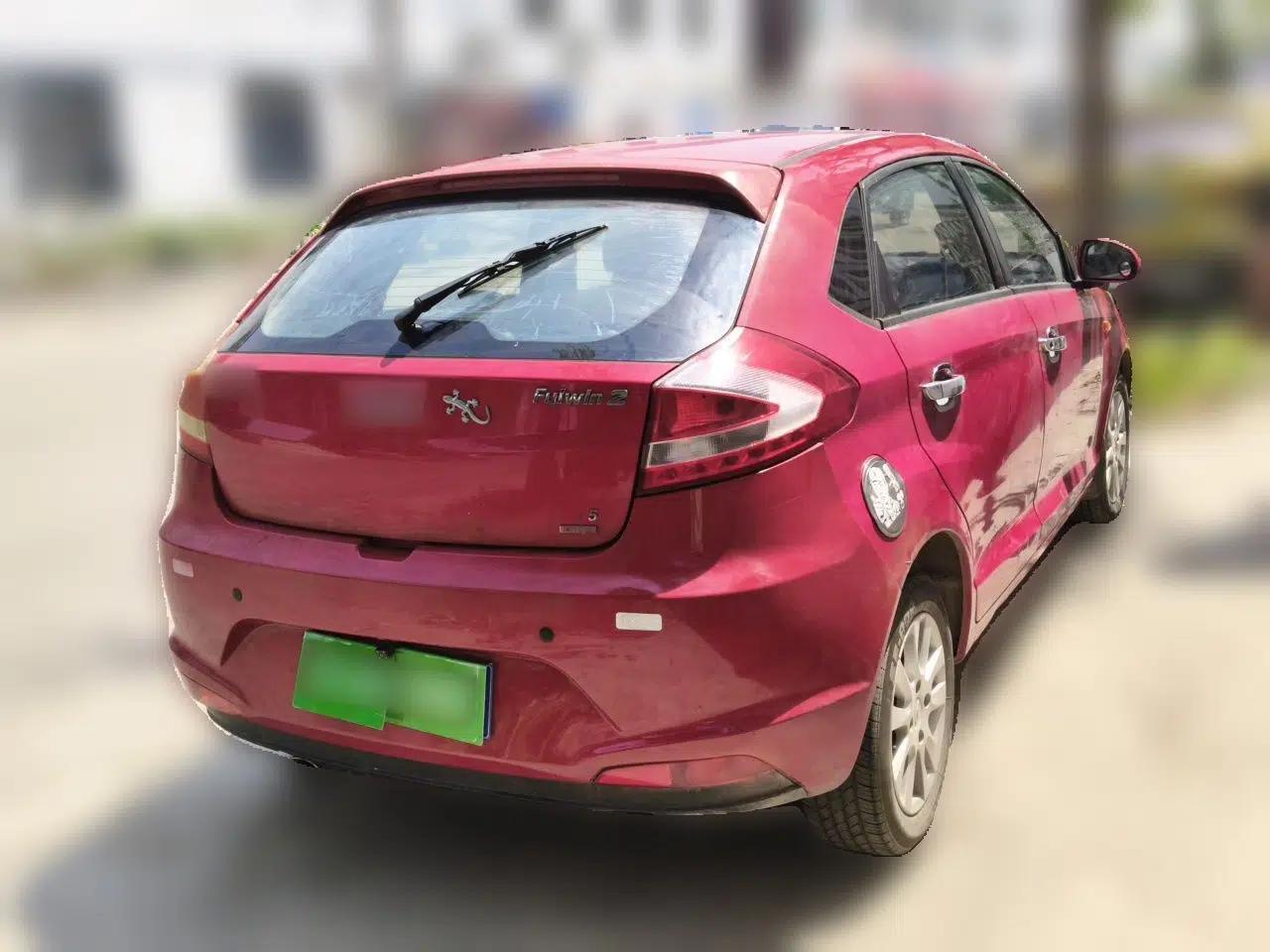 Chery Fengyun 2 2013 Hatchback 1.5L Manual Kuaiyi Edition — миниатюра 6