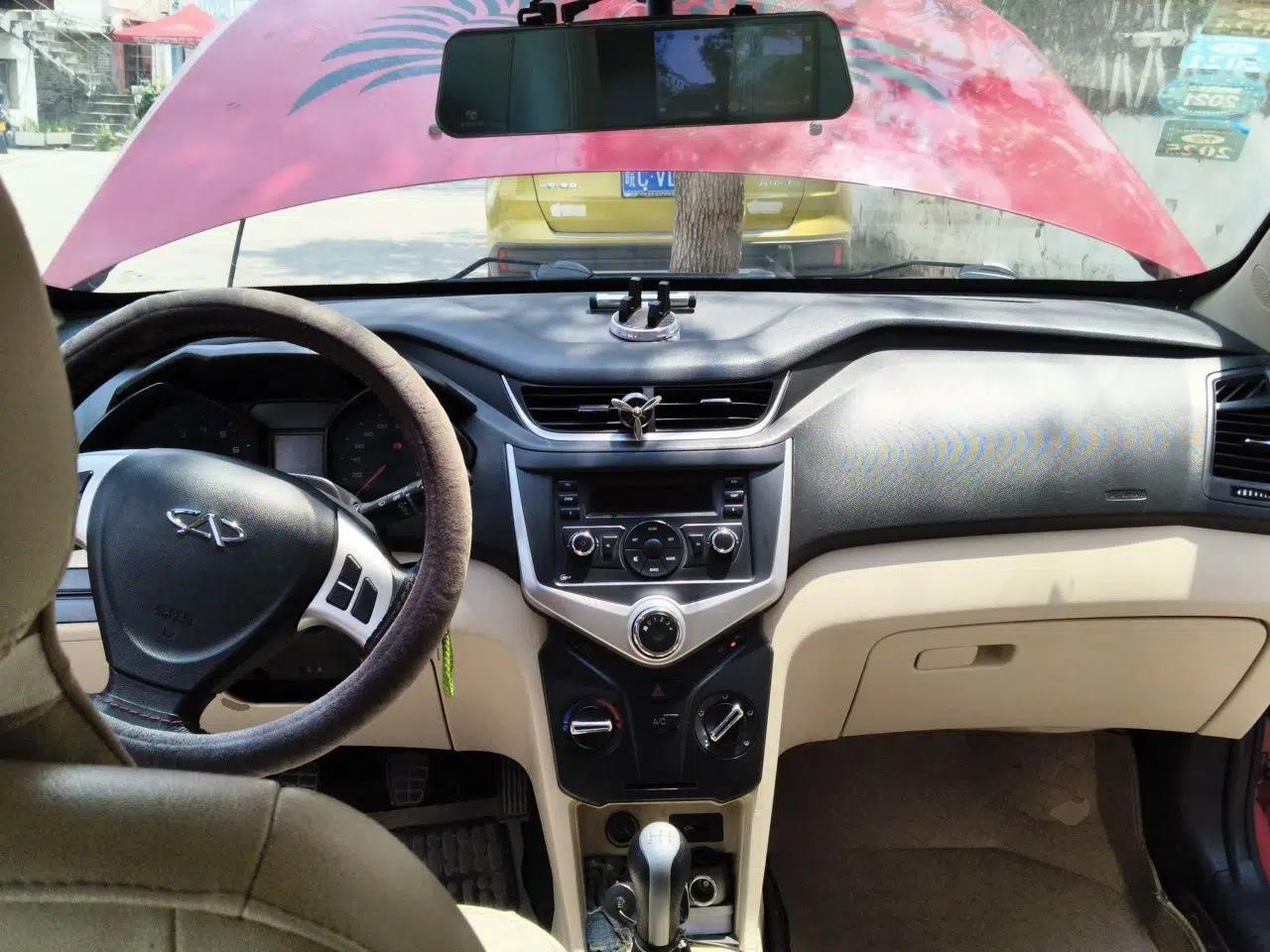Chery Fengyun 2 2013 Hatchback 1.5L Manual Kuaiyi Edition — миниатюра 10