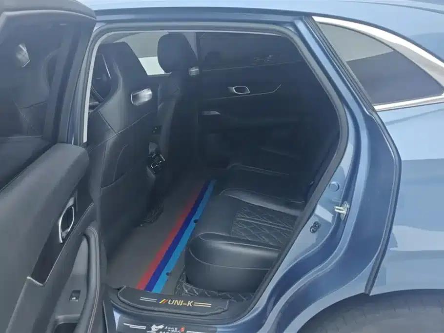 Changan UNI-K Smart Electric iDD 2022 Blue Whale iDD 130km 1.5T Premium Edition — миниатюра 11