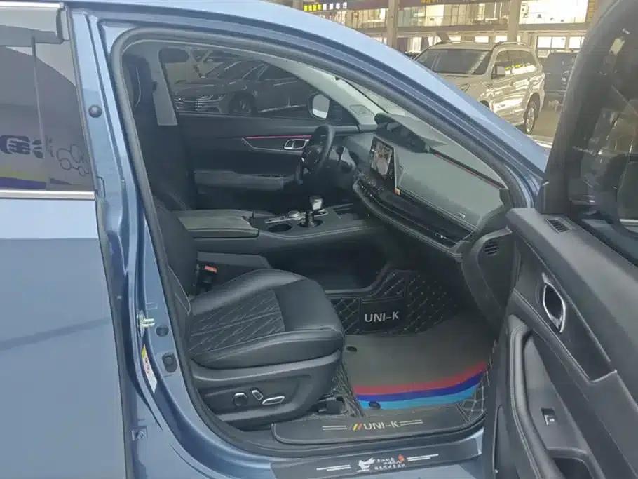 Changan UNI-K Smart Electric iDD 2022 Blue Whale iDD 130km 1.5T Premium Edition — миниатюра 8