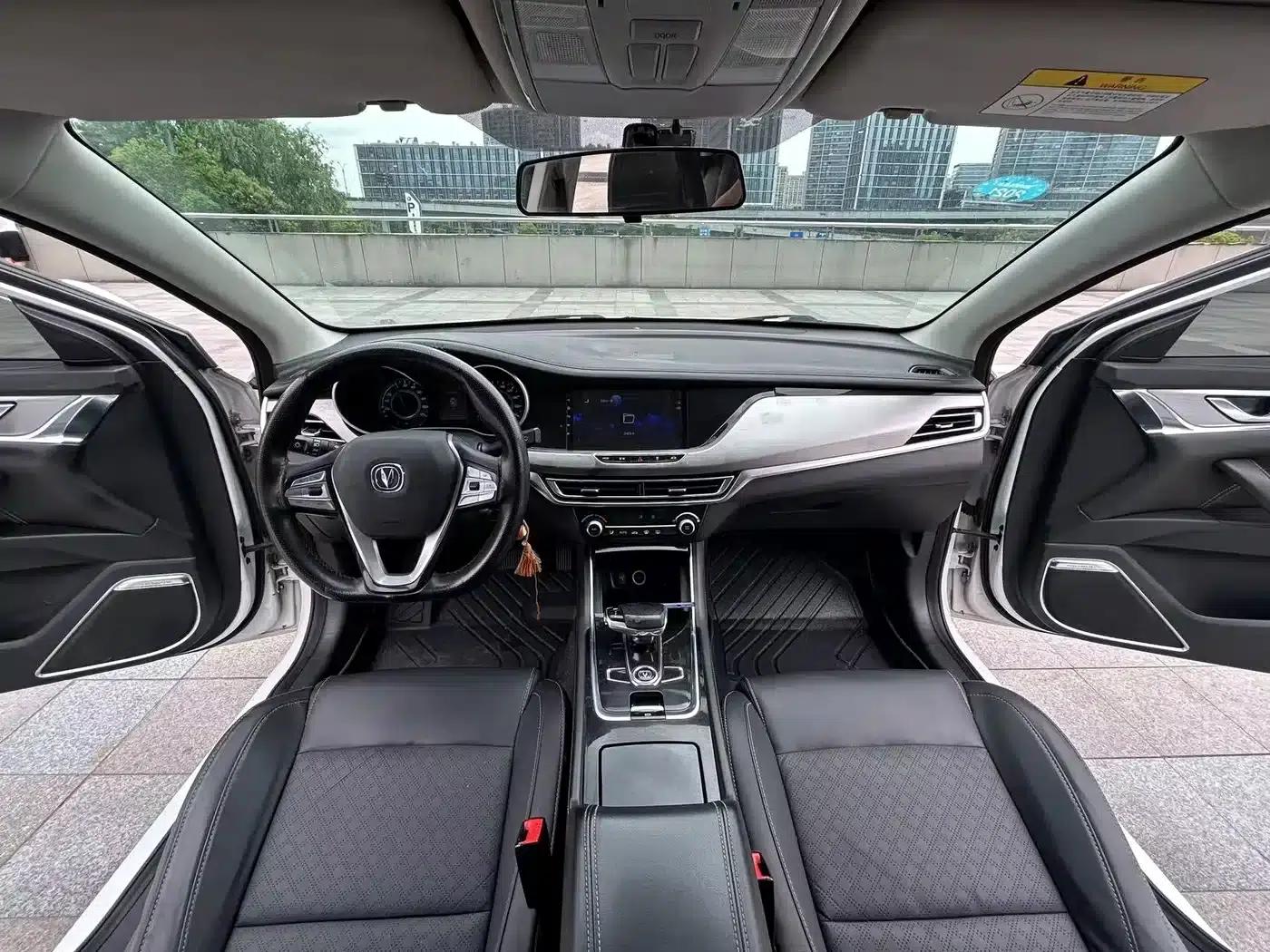 Changan Eado New Energy 2019 EV460 Smart Edition — миниатюра 14
