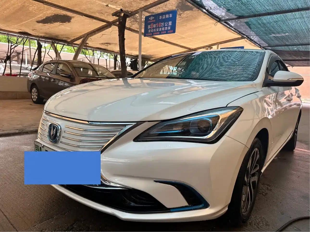 Changan Eado New Energy 2019 EV460 Smart Edition — миниатюра 1