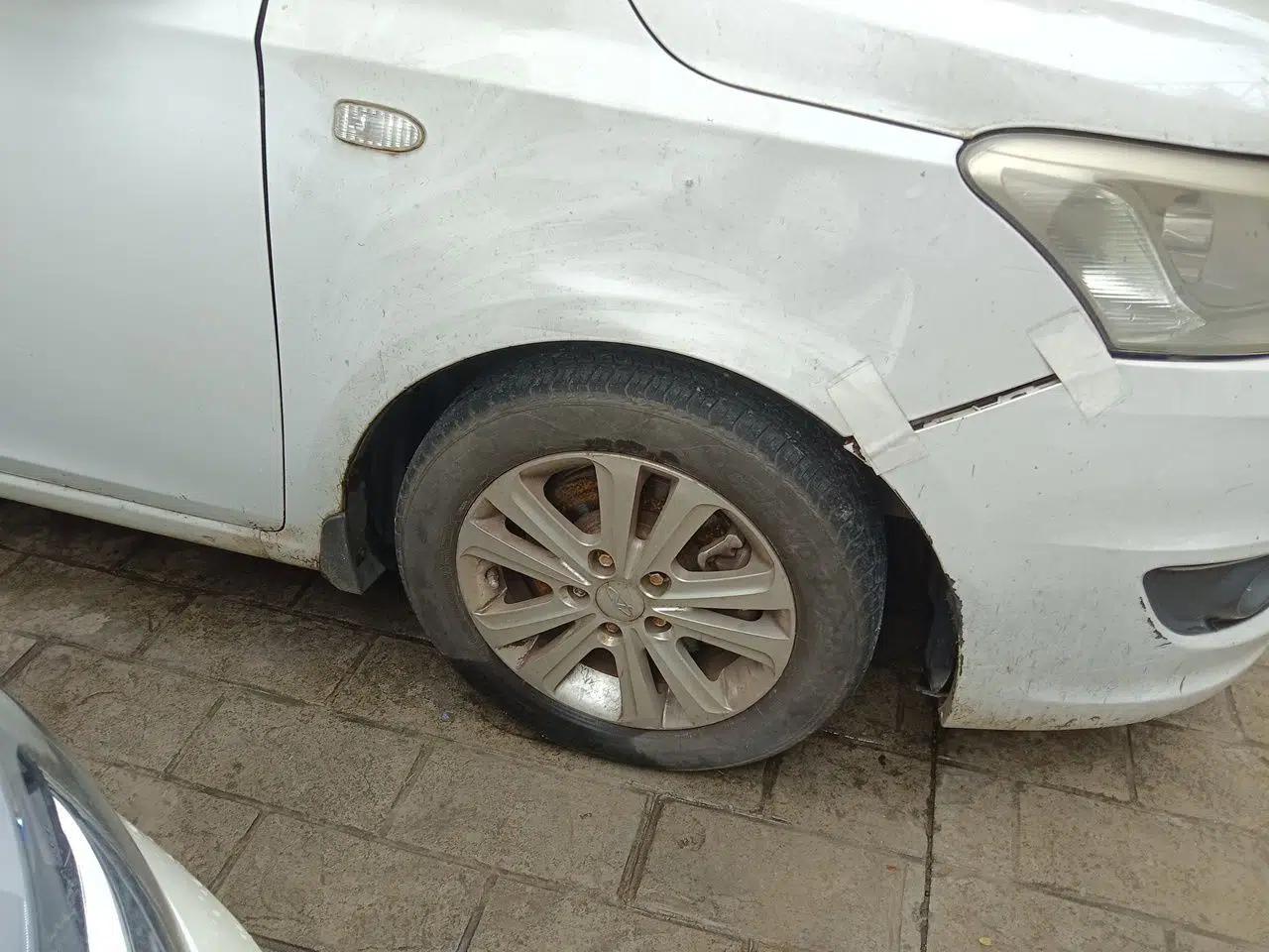Chery E3 2013 1.5L Manual ZhiShang Model — миниатюра 8