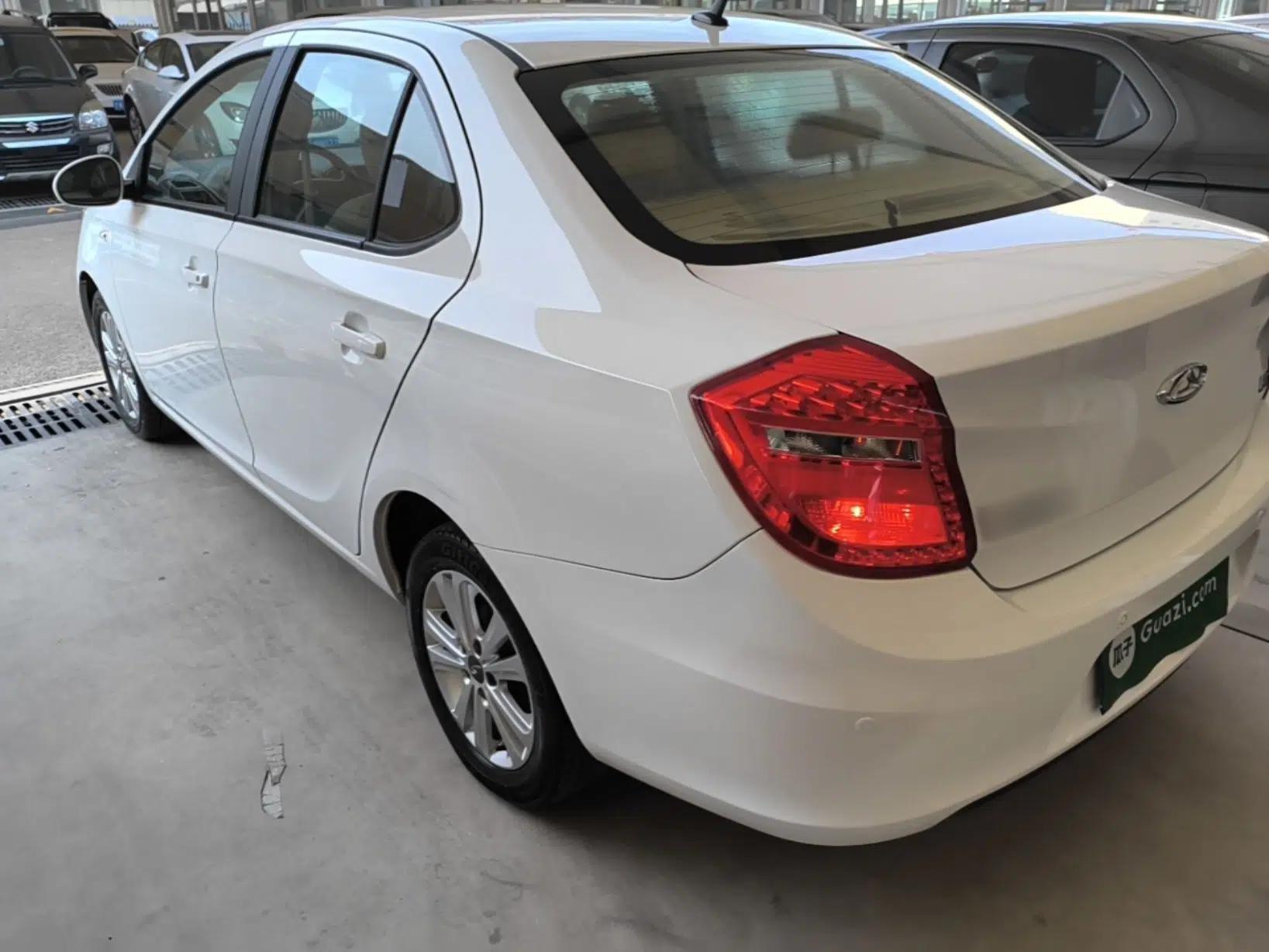 Chery E3 2015 1.5L Manual ZhiShang Model — миниатюра 4