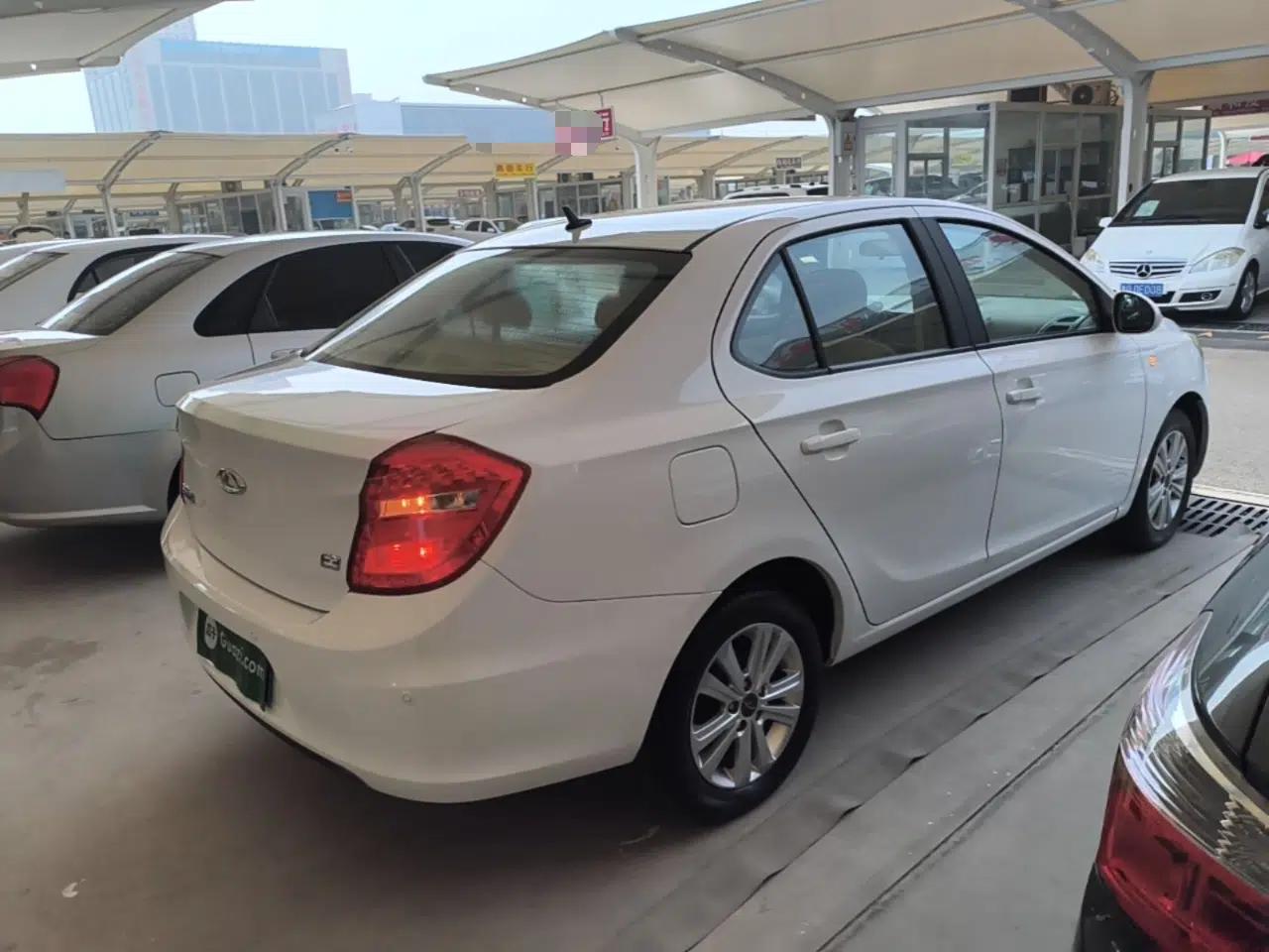 Chery E3 2015 1.5L Manual ZhiShang Model — миниатюра 6