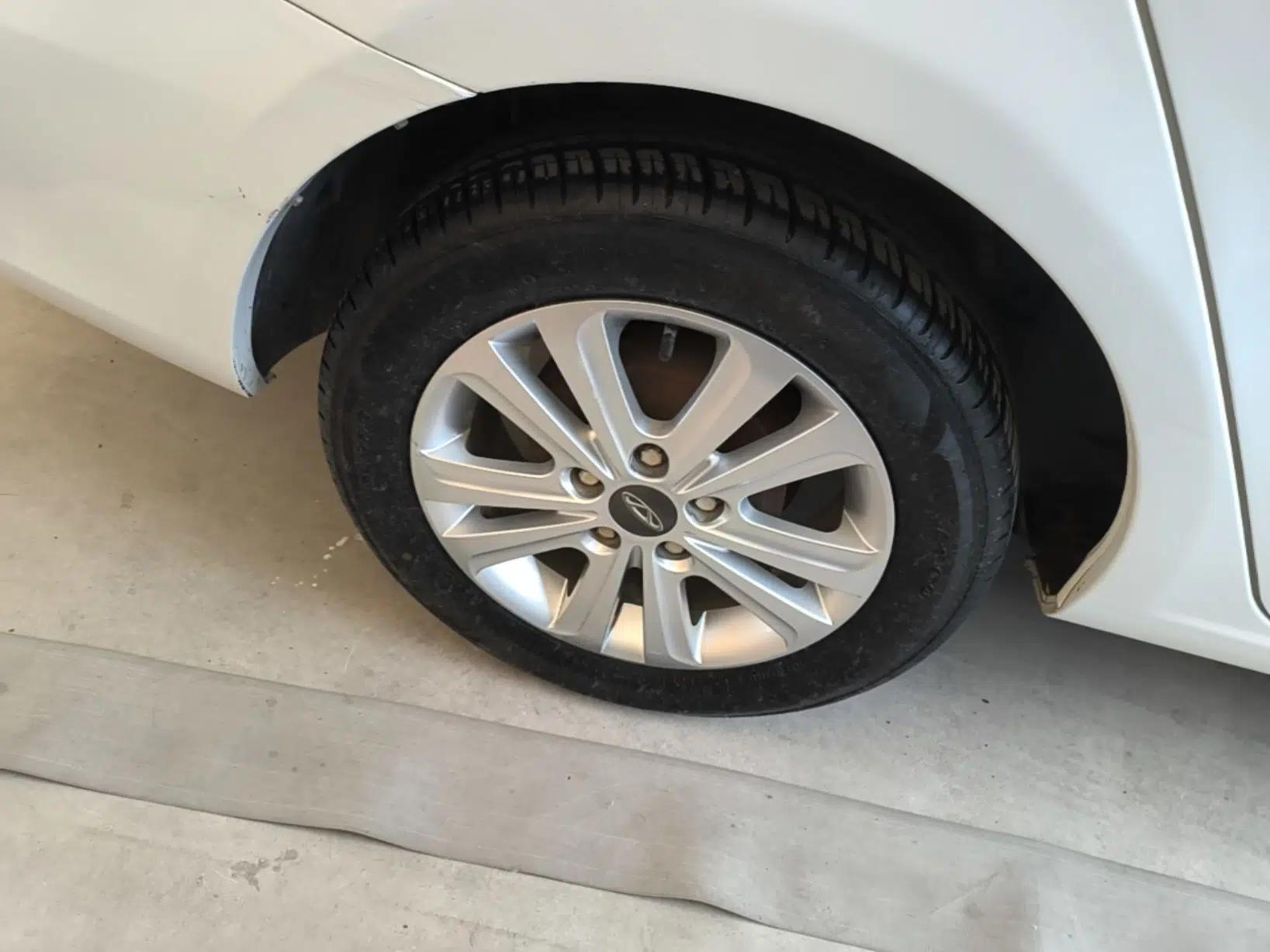 Chery E3 2015 1.5L Manual ZhiShang Model — миниатюра 10