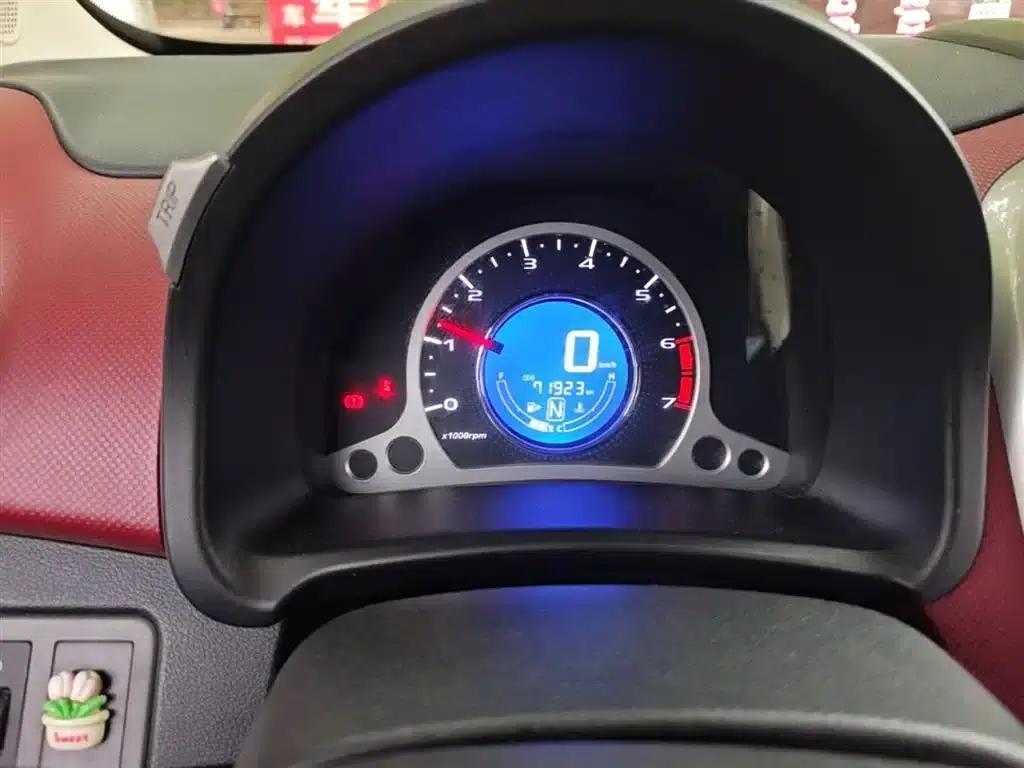Benben 2014 1.4L IMT Luxury Edition — миниатюра 12