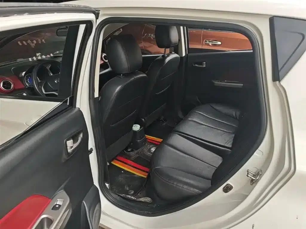Benben 2014 1.4L IMT Luxury Edition — миниатюра 17