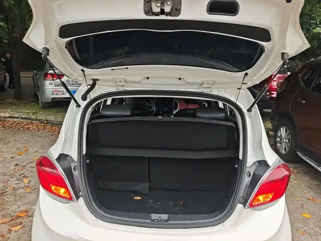 Benben 2014 1.4L IMT Luxury Edition — миниатюра 19