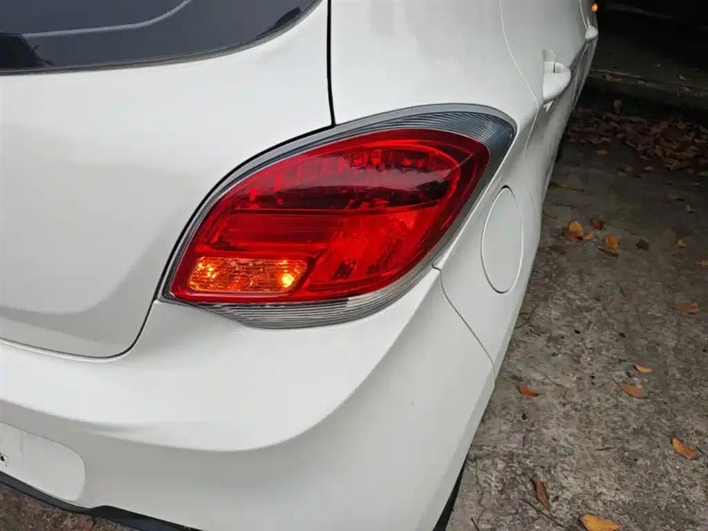 Benben 2014 1.4L IMT Luxury Edition — миниатюра 8