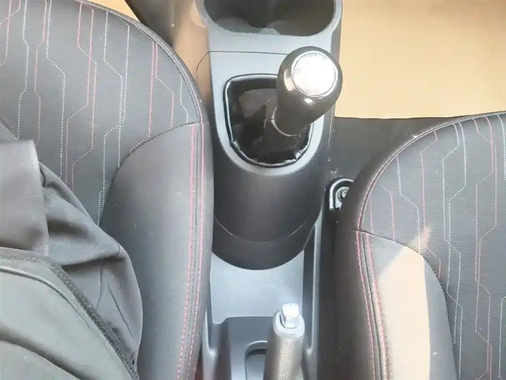Benben 2015 1.4L Manual Deluxe Edition (National V Emission Standard) — миниатюра 14