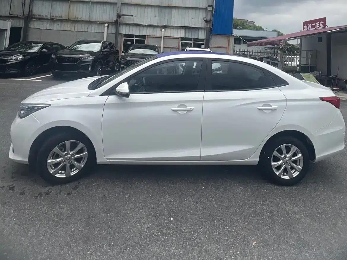 Yuexiang 2019 1.5L DCT Luxury Edition (National VI Emission Standard) — миниатюра 3