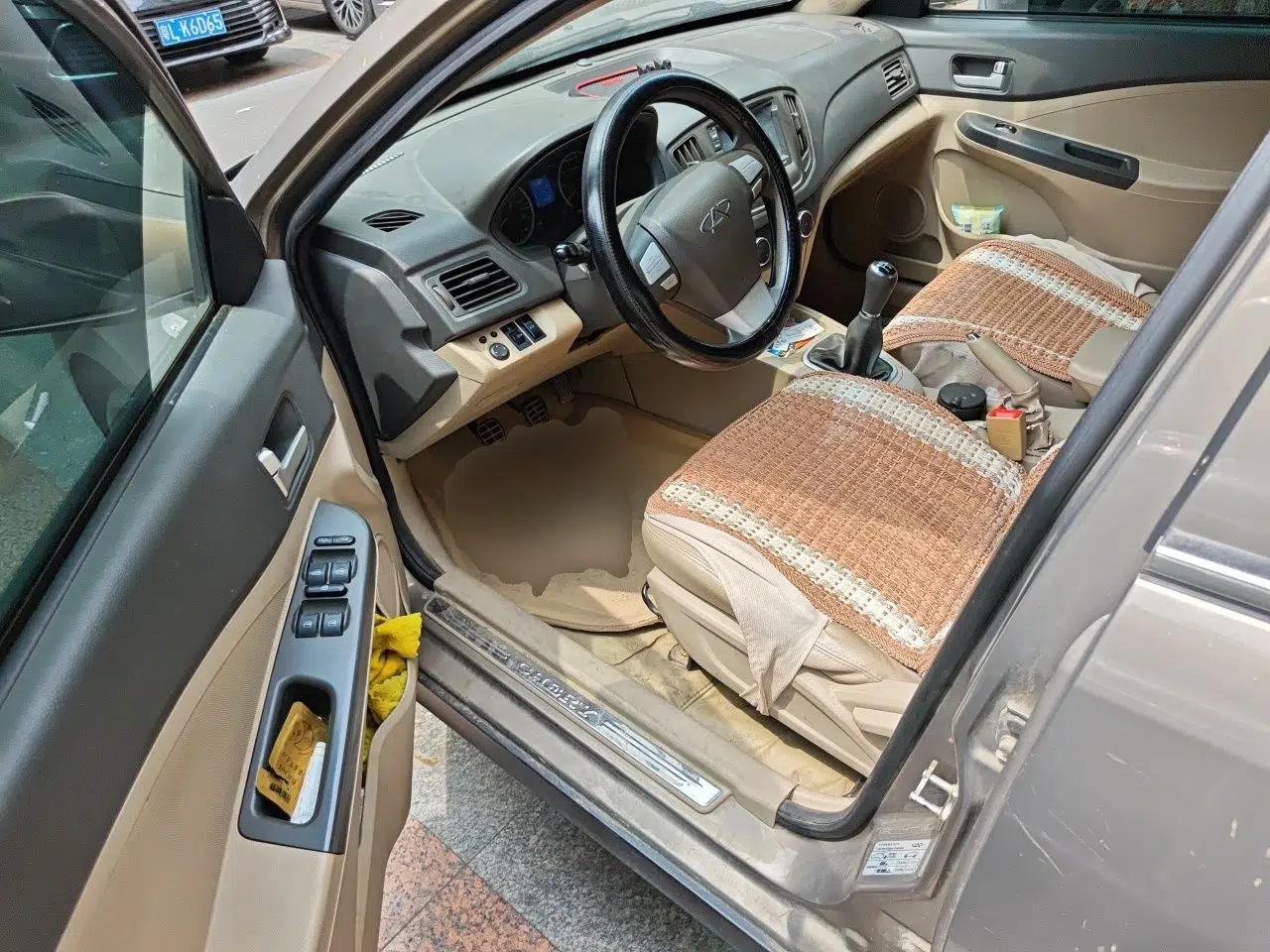 Chery E5 2012 1.5L Manual Sport Edition — миниатюра 17